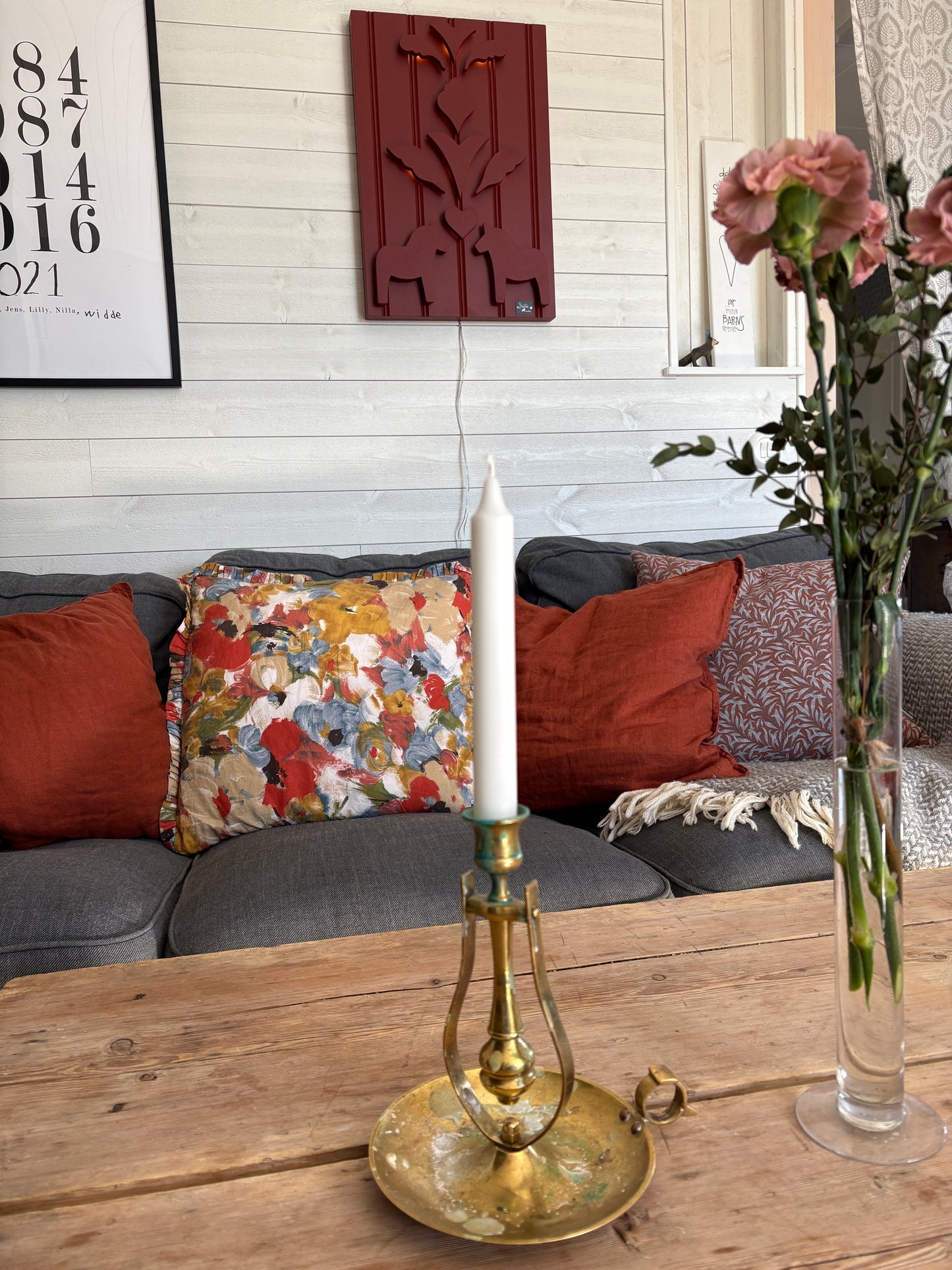 Faluröd på Faluröd bakgrund